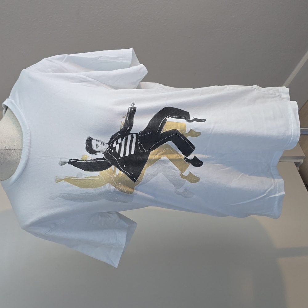 Classic White T-Shirt w/Elvis SZ Large